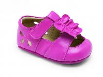 see-kai-run-smaller-tiana-pink-angle.jpg