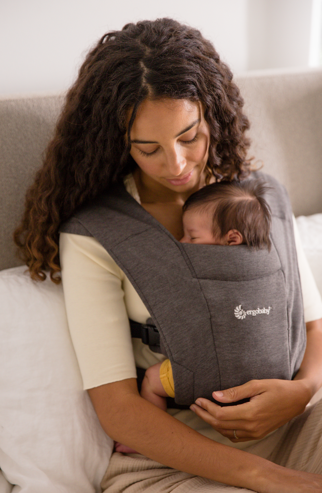 Ergobaby Embrace Newborn Carrier - Pure Black