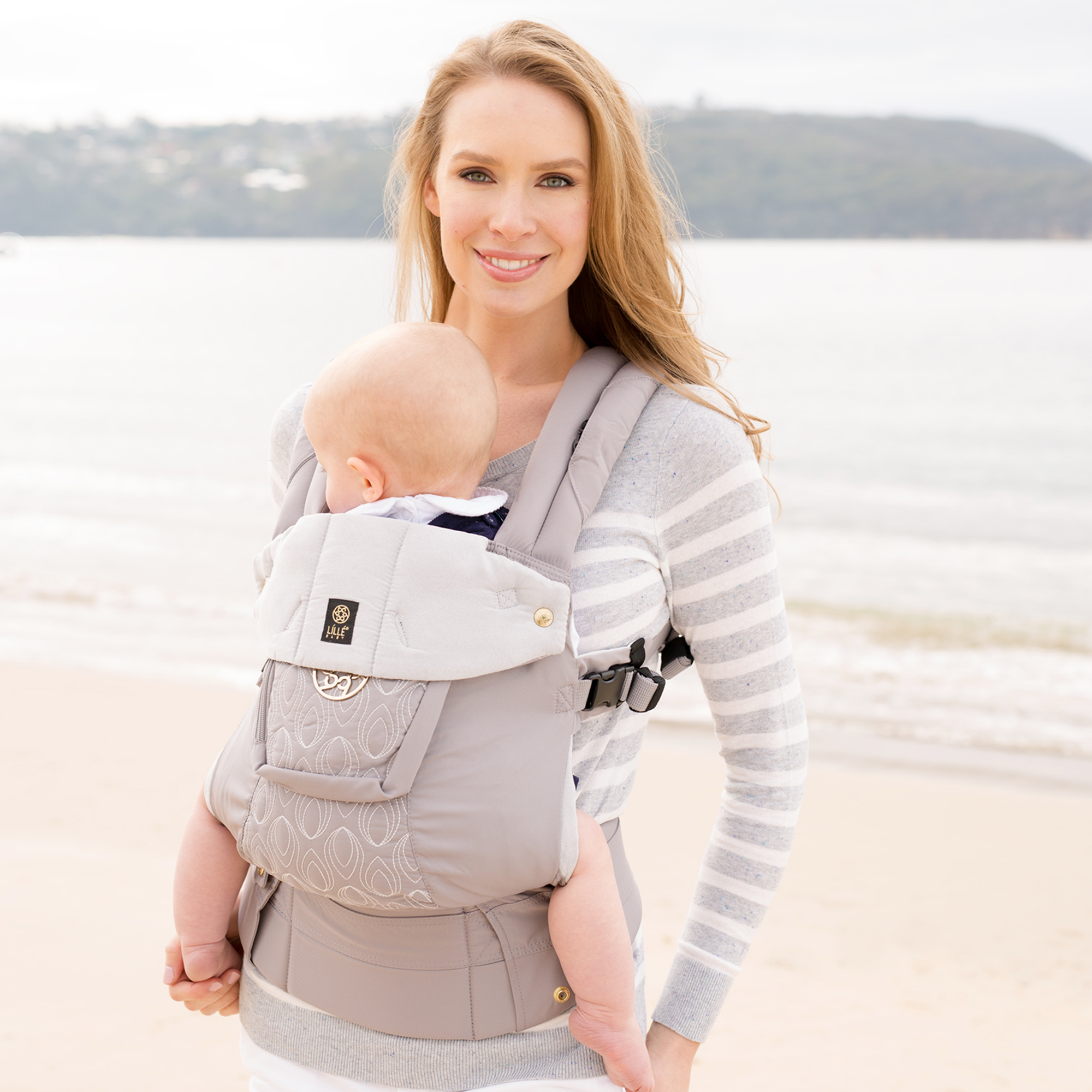 Lillebaby Complete Embossed Baby Carrier