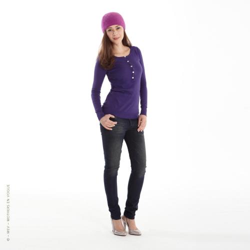 Mothers En Vogue Button Down Nursing Sweater Top