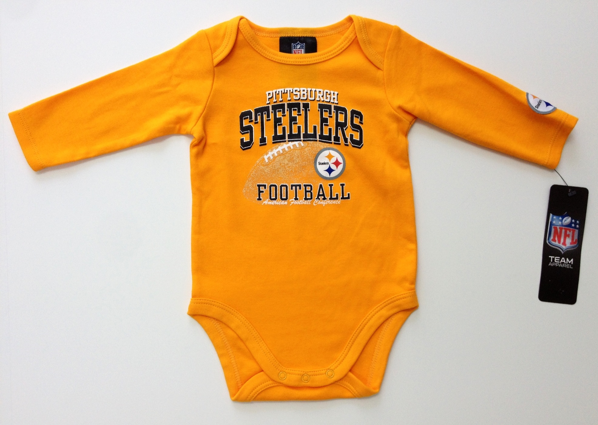 nfl-steelers-infant-black-gold-longsleeve-onesie-2-pack-4j.jpg